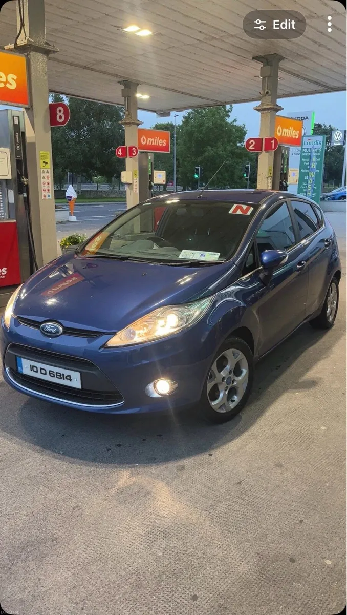 Ford Fiesta 2010 - Image 1