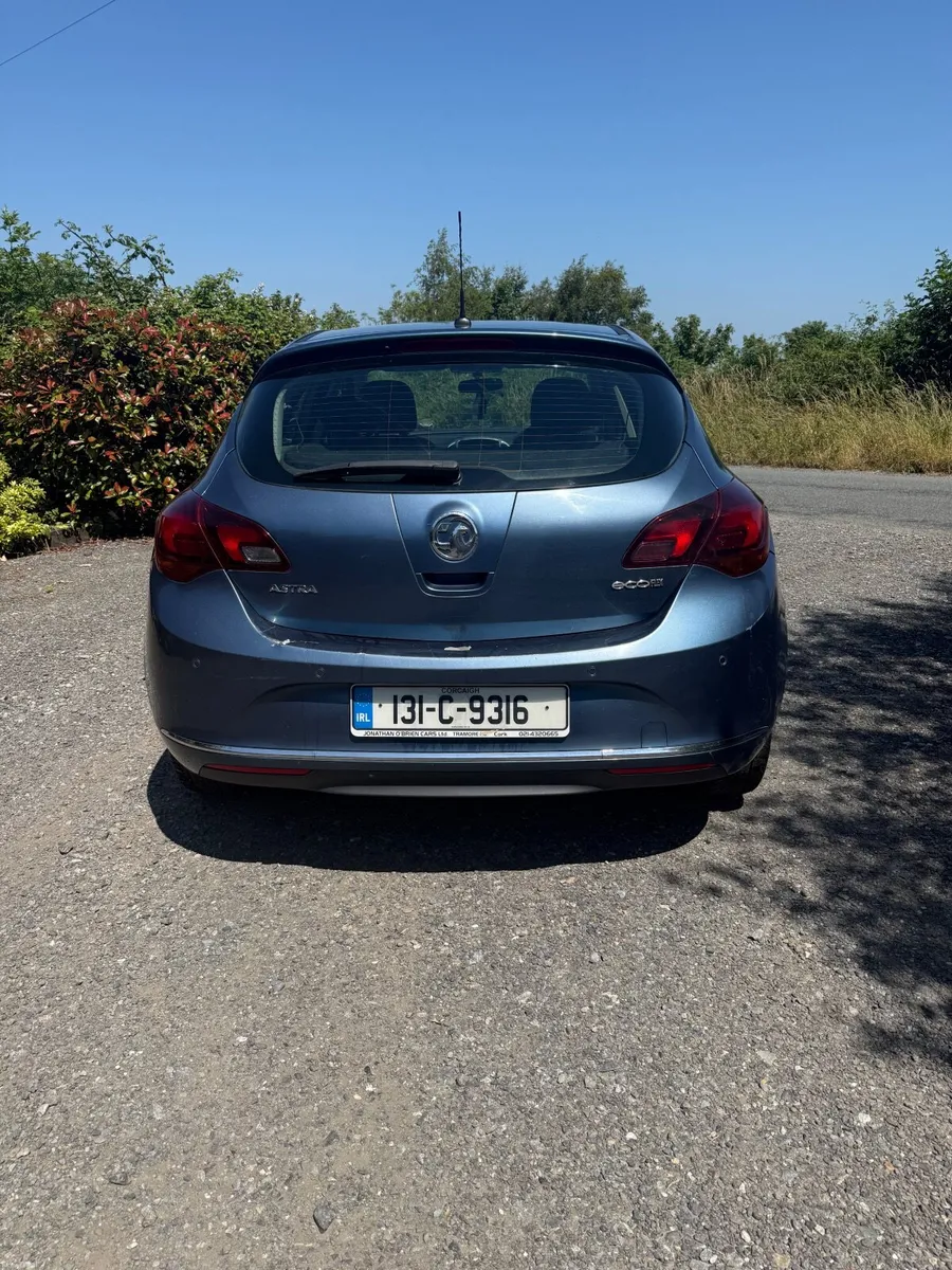 Vauxhall Astra 2013 - Image 3