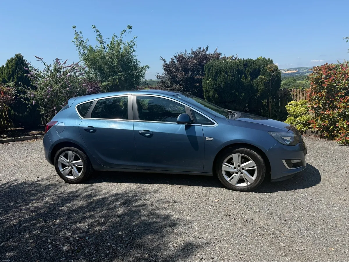 Vauxhall Astra 2013 - Image 4