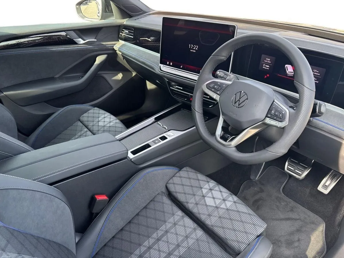 Volkswagen Passat R-Line 2.0 TDI 150 HP DSG - Image 6
