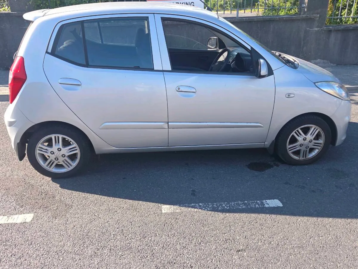 2012 Hyundai i10 Deluxe Plus - Image 3