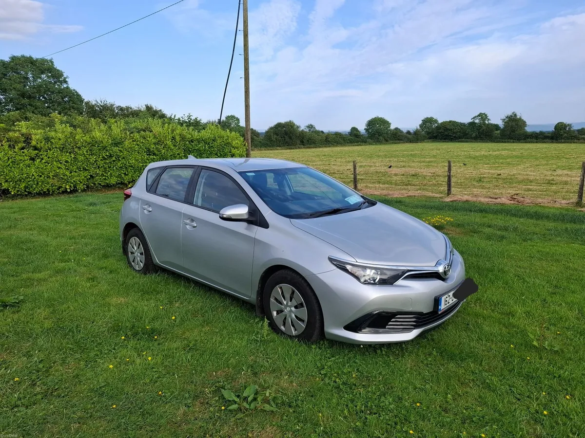 Toyota Auris 2016 - Image 1