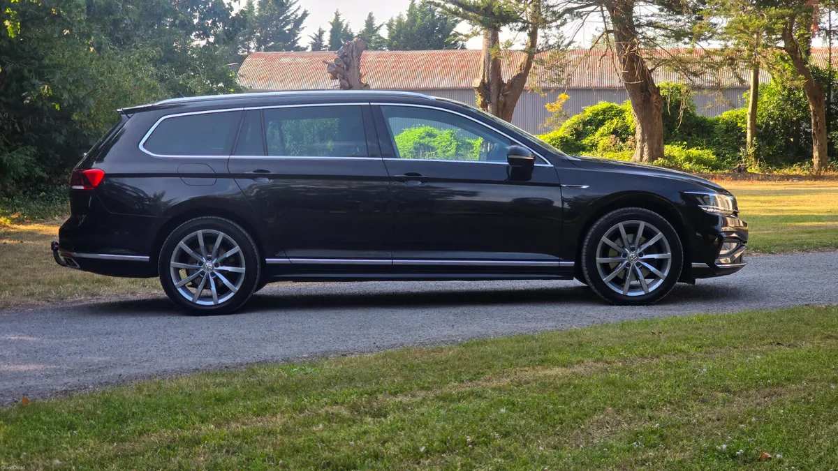 2020 Volkswagen Passat 2.0 TDI 150BHP R-line - Image 5