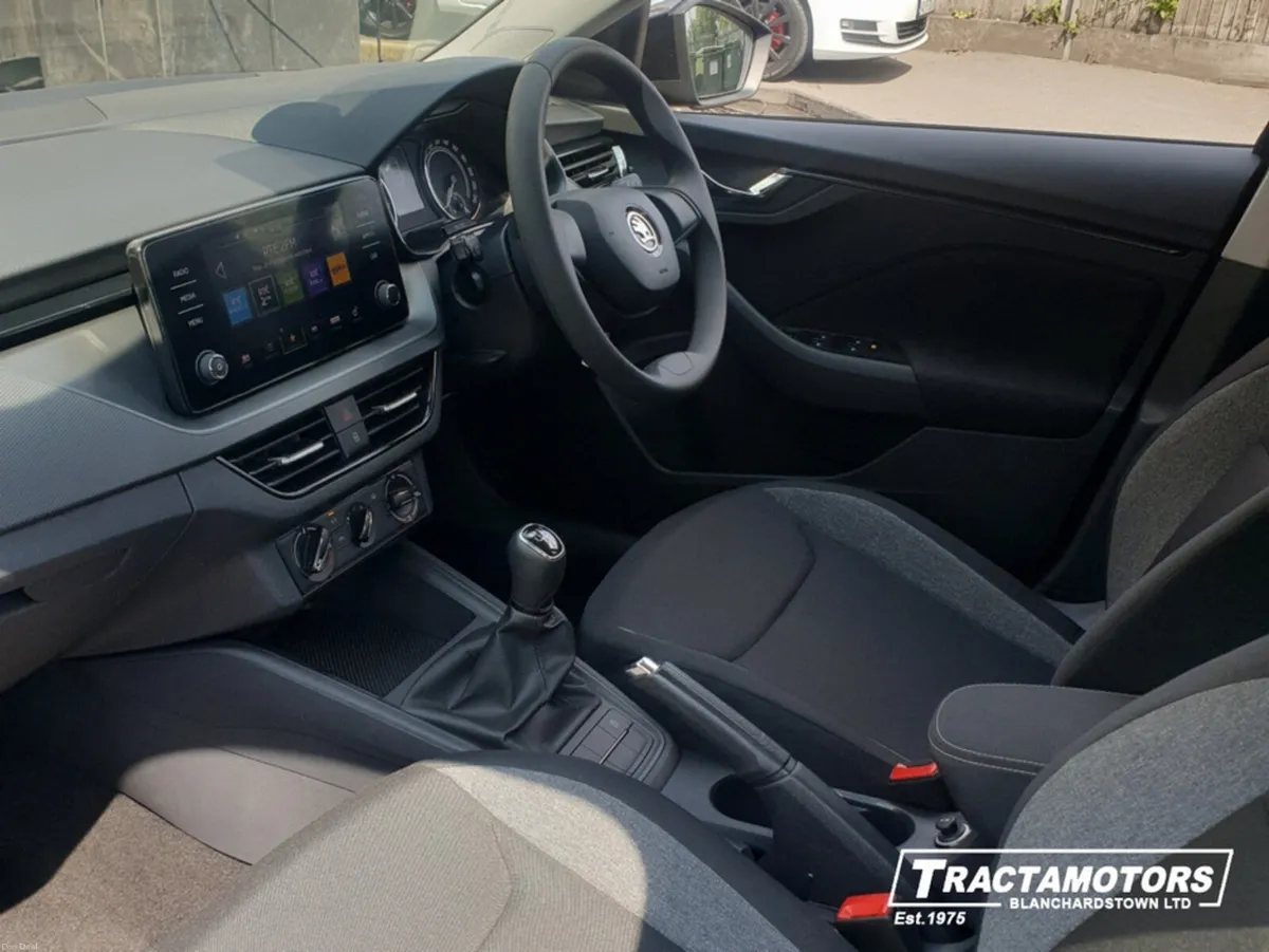 Skoda Scala ACTIVE 1.0 TSI 95BHP 5DR - Image 4