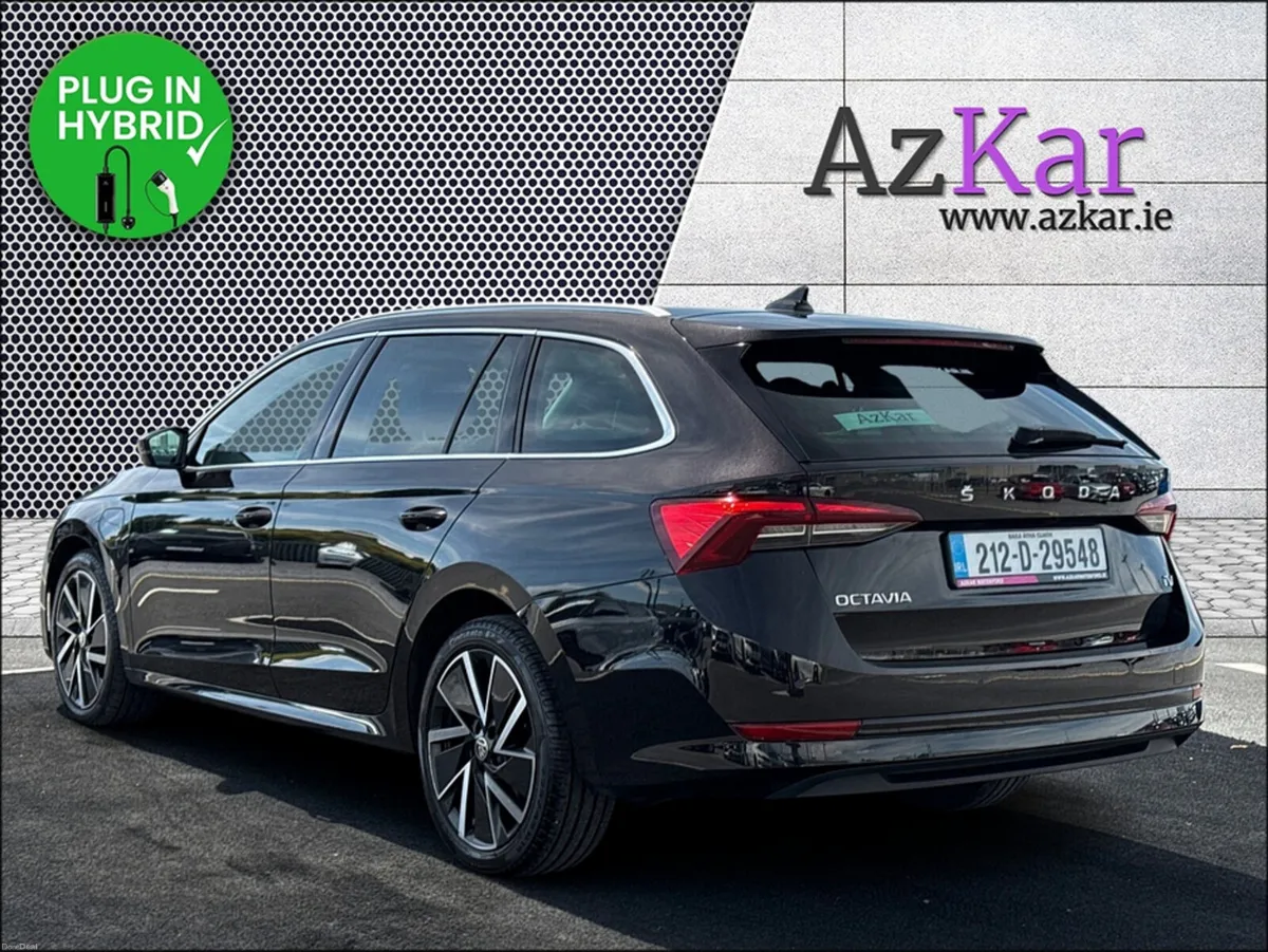 Skoda Octavia 2021 STYLE 1.4 PETROL PLUG IN HYBRID - Image 6