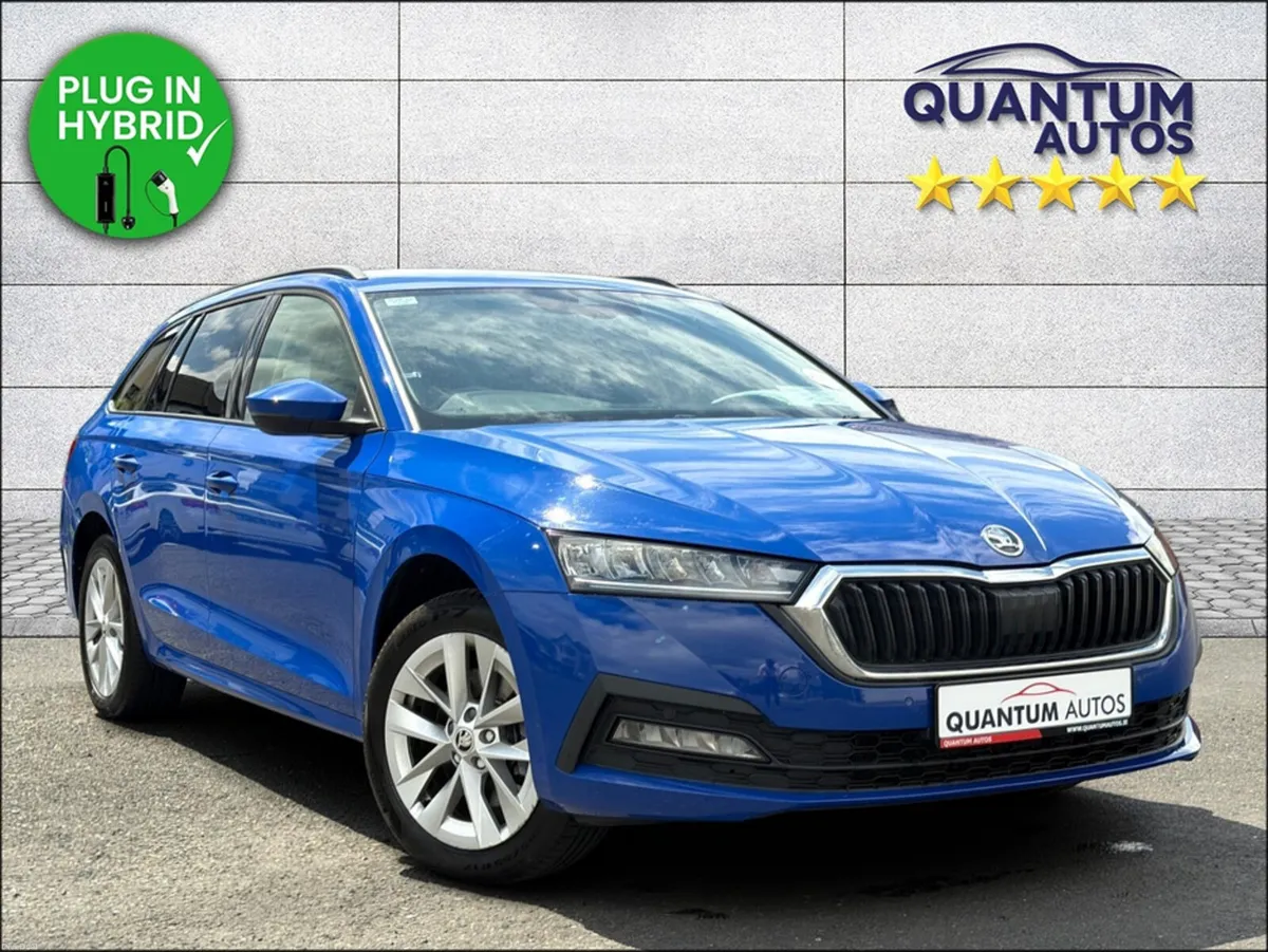 Skoda Octavia 2022 SE TECH 1.4 PETROL PLUG IN HYBR - Image 1