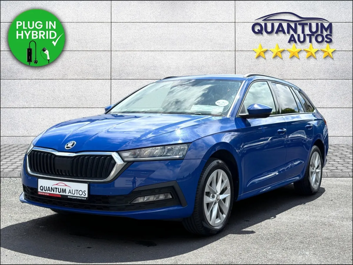 Skoda Octavia 2022 SE TECH 1.4 PETROL PLUG IN HYBR - Image 3