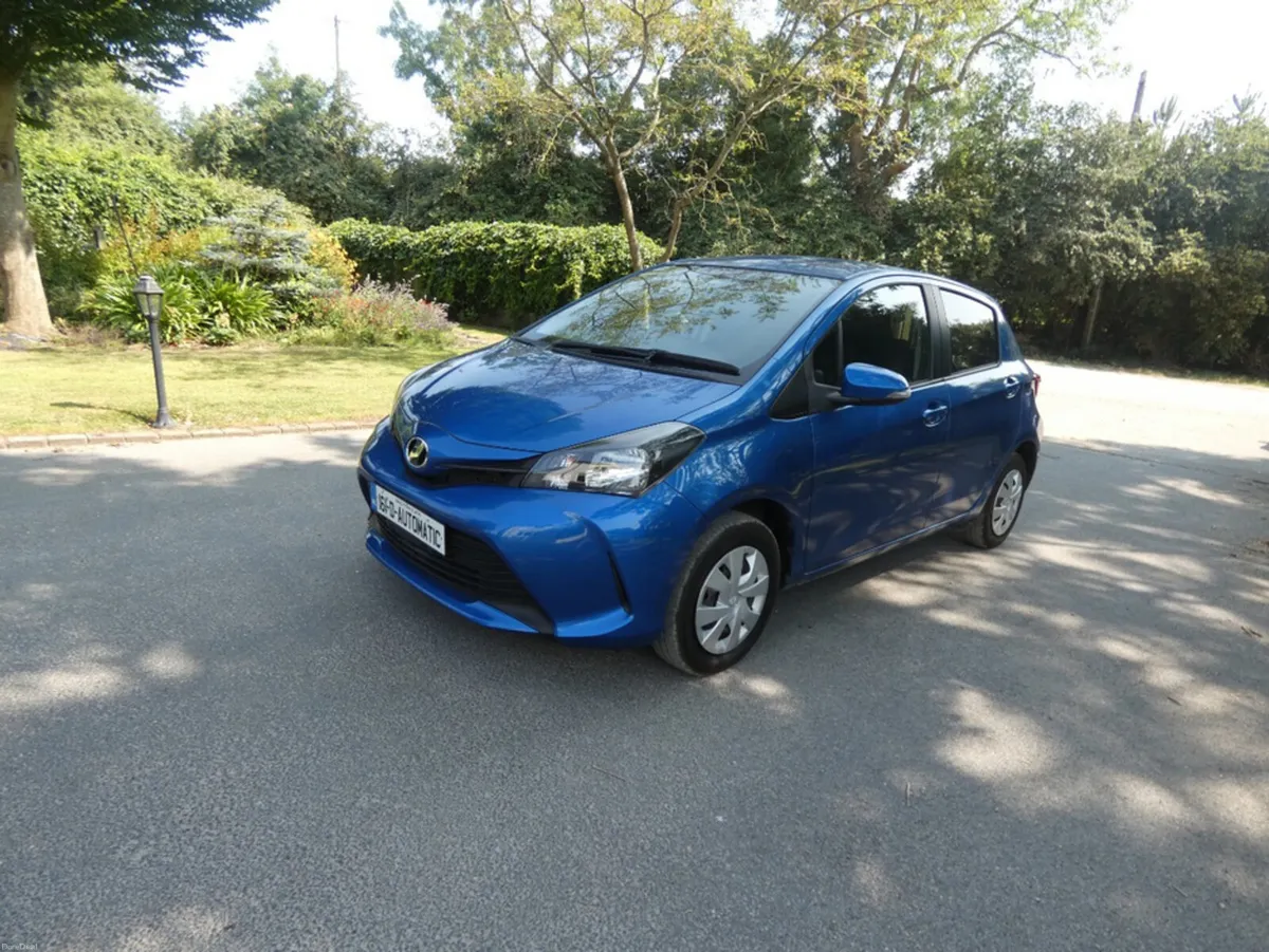 Toyota Yaris 1.0 AUTO [VITZ] ANDROID AUTO - Image 2