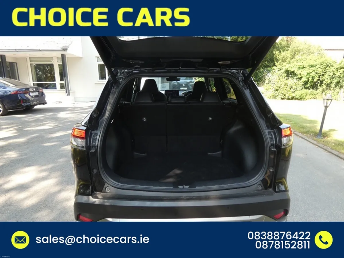 Toyota Corolla Cross 1.8 AUTO HYBRID TOP SPEC - Image 5