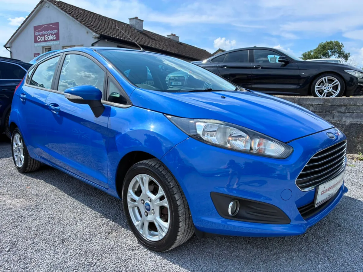 Ford Fiesta ZETEC 1.25 (LOW MILEAGE) - Image 1
