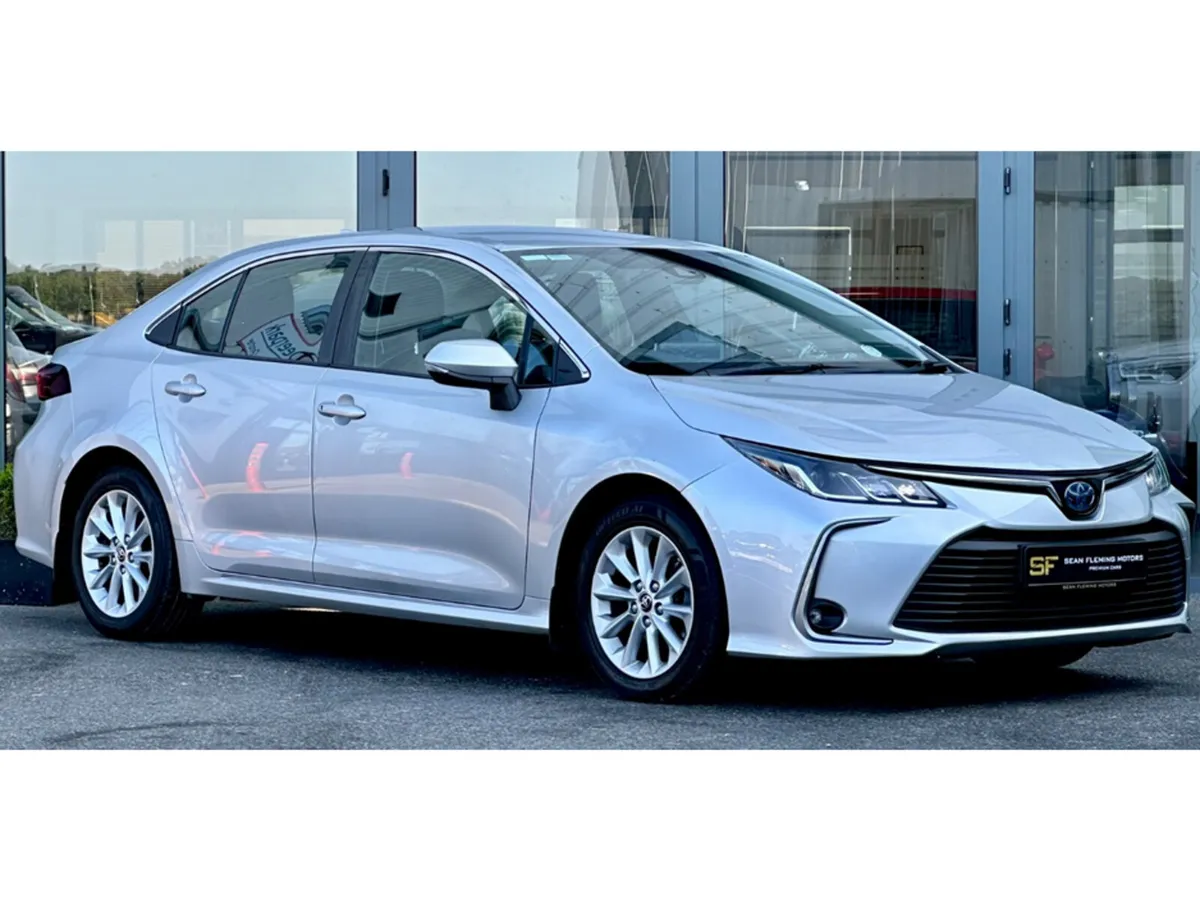 Toyota Corolla LUNA SAL 4DR AUTO HYBRID - Image 1