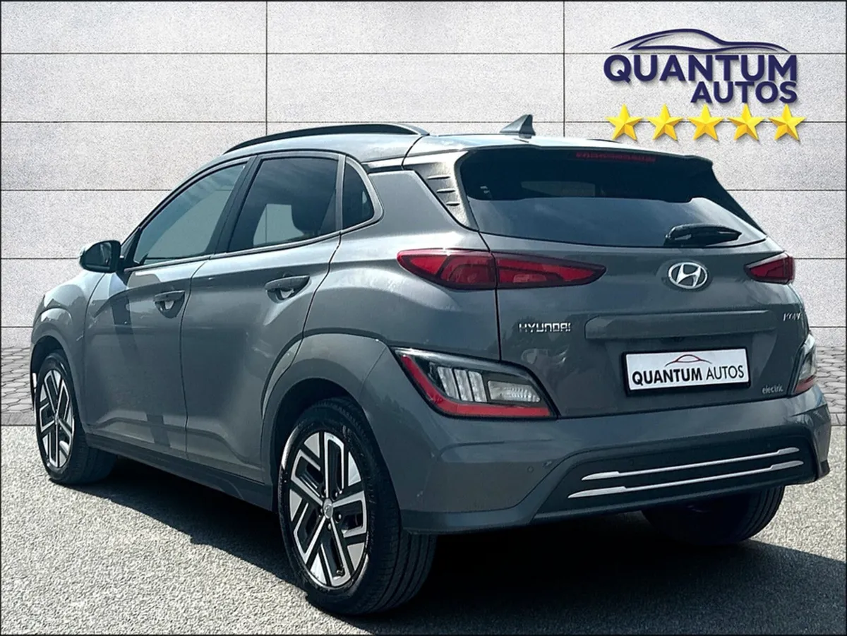 Hyundai KONA 2023 PREMIUM 64KWH 204BHP LONG RANGE - Image 6