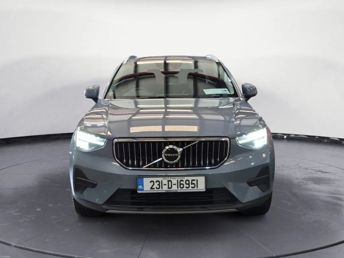 Volvo XC40 Core T4 PHEV Auto - Image 2