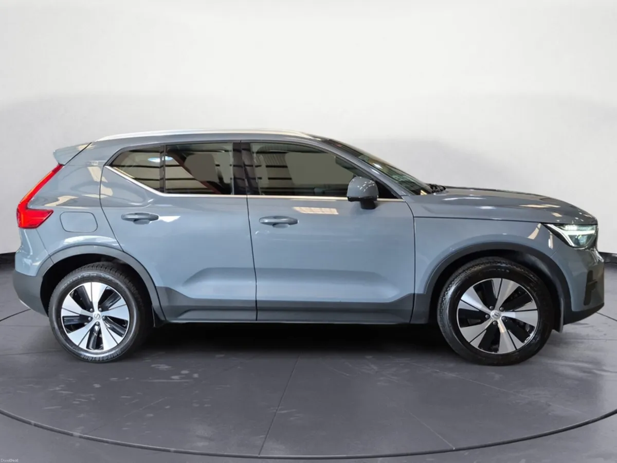 Volvo XC40 Core T4 PHEV Auto - Image 4