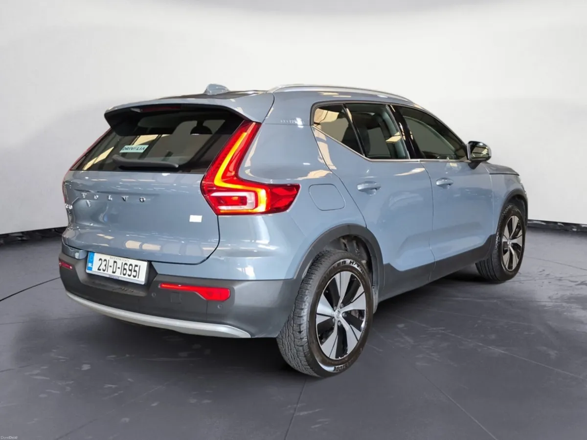 Volvo XC40 Core T4 PHEV Auto - Image 5