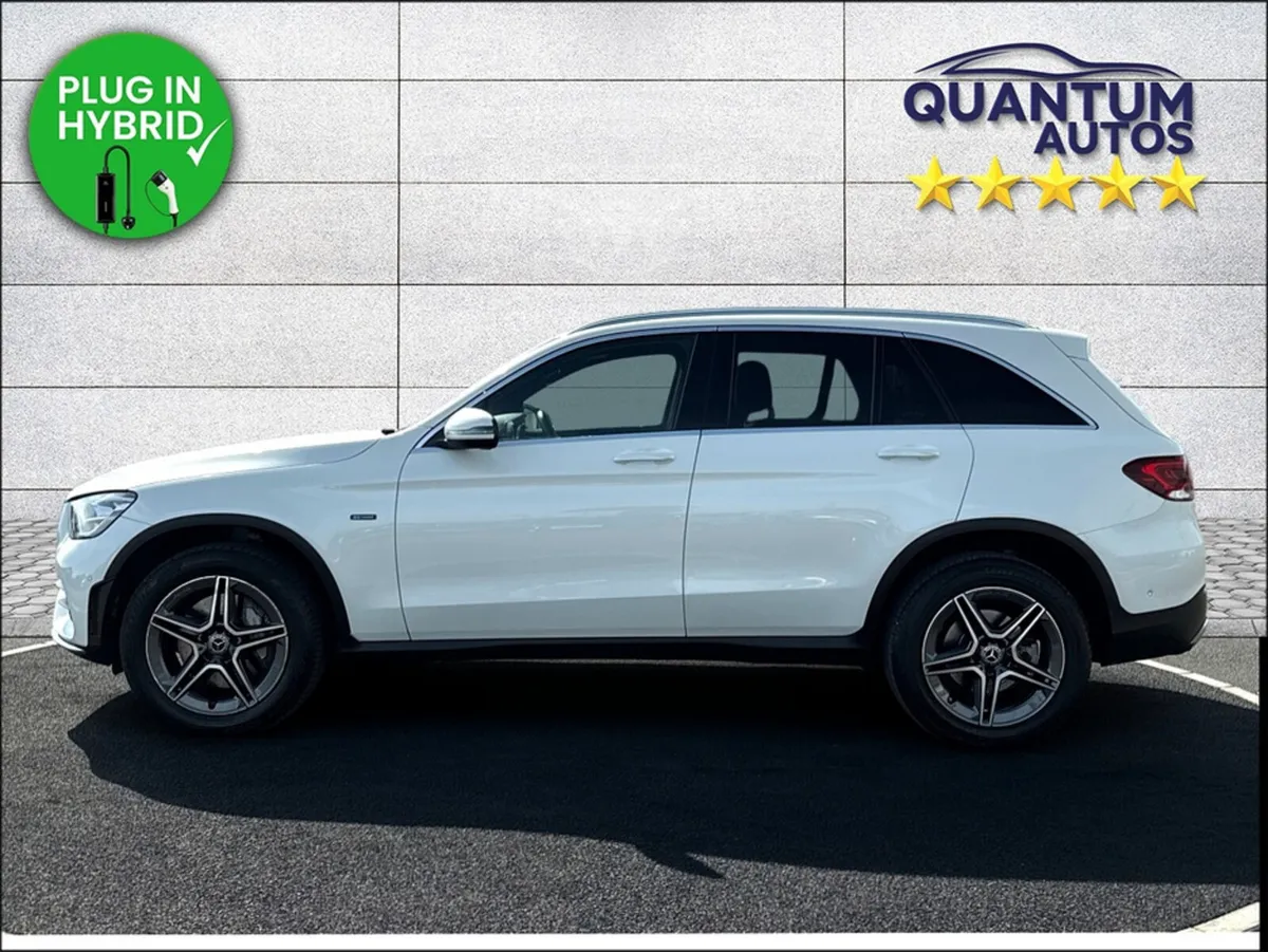 Mercedes-Benz GLC 2021 AMG LINE 2.0 DIESEL PLUG IN - Image 5