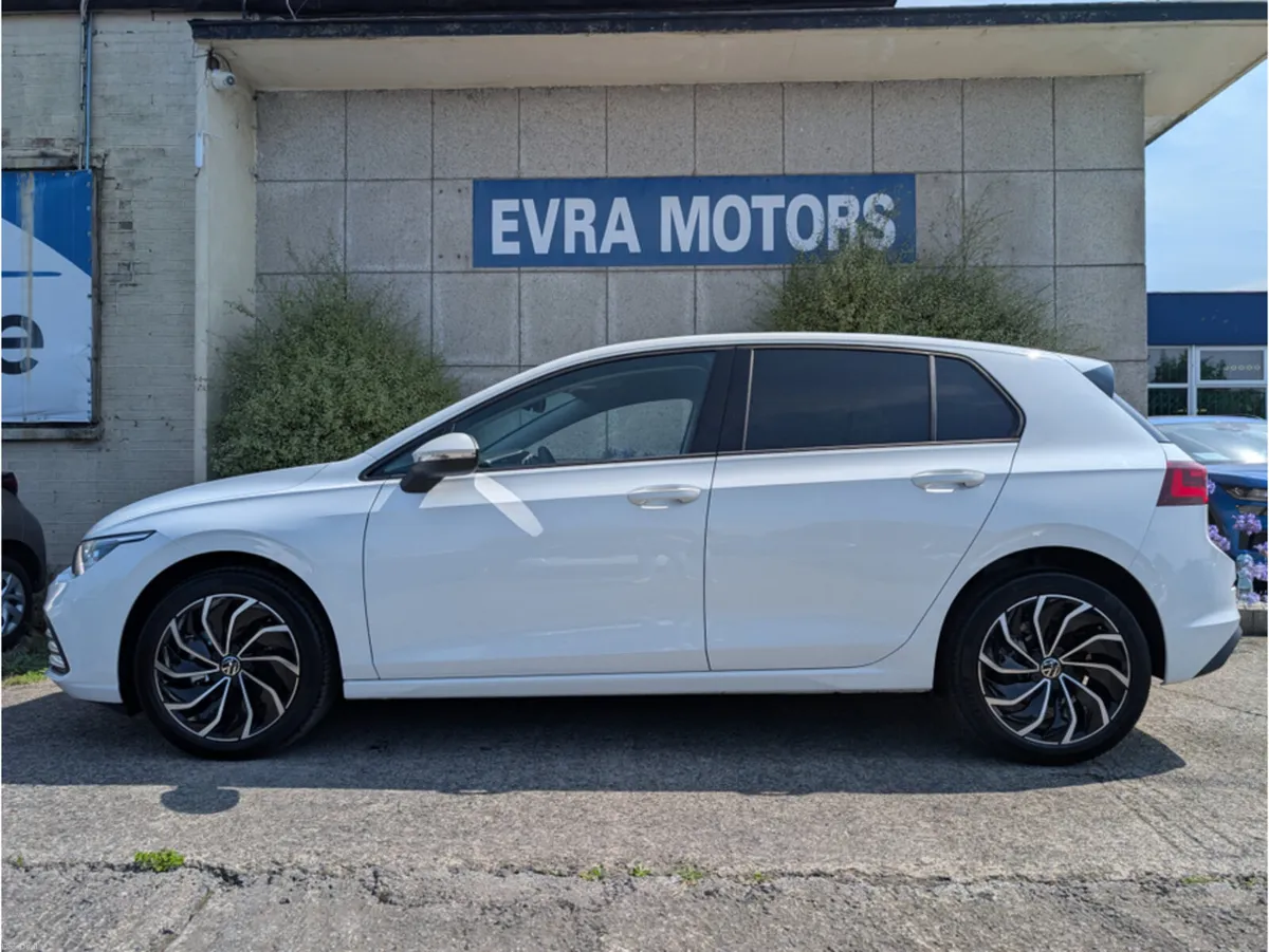 Volkswagen Golf ACTIVE ETSI MHEV AUTOMATIC 1.0 PET - Image 4