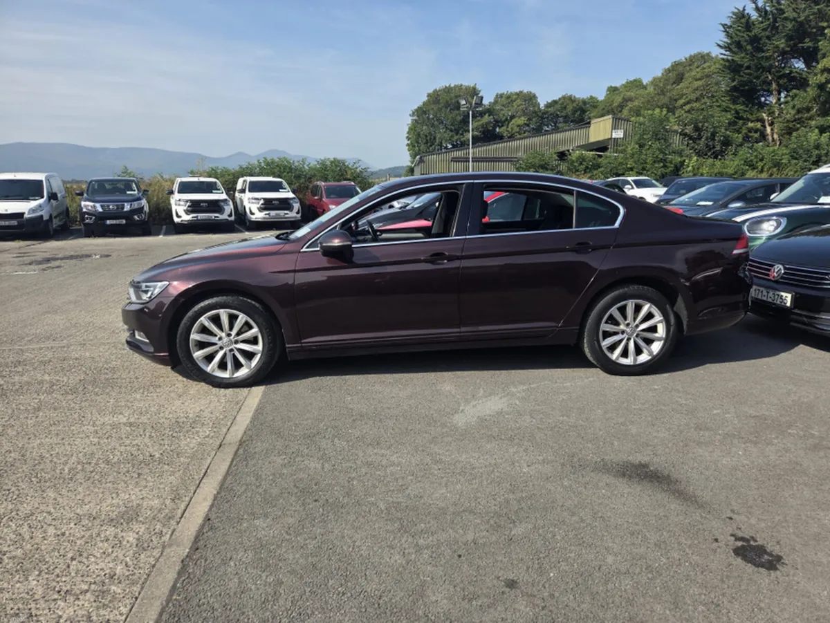 Volkswagen Passat 2.0 TDI SE BUSINESS BLUEMOTION 1 - Image 1