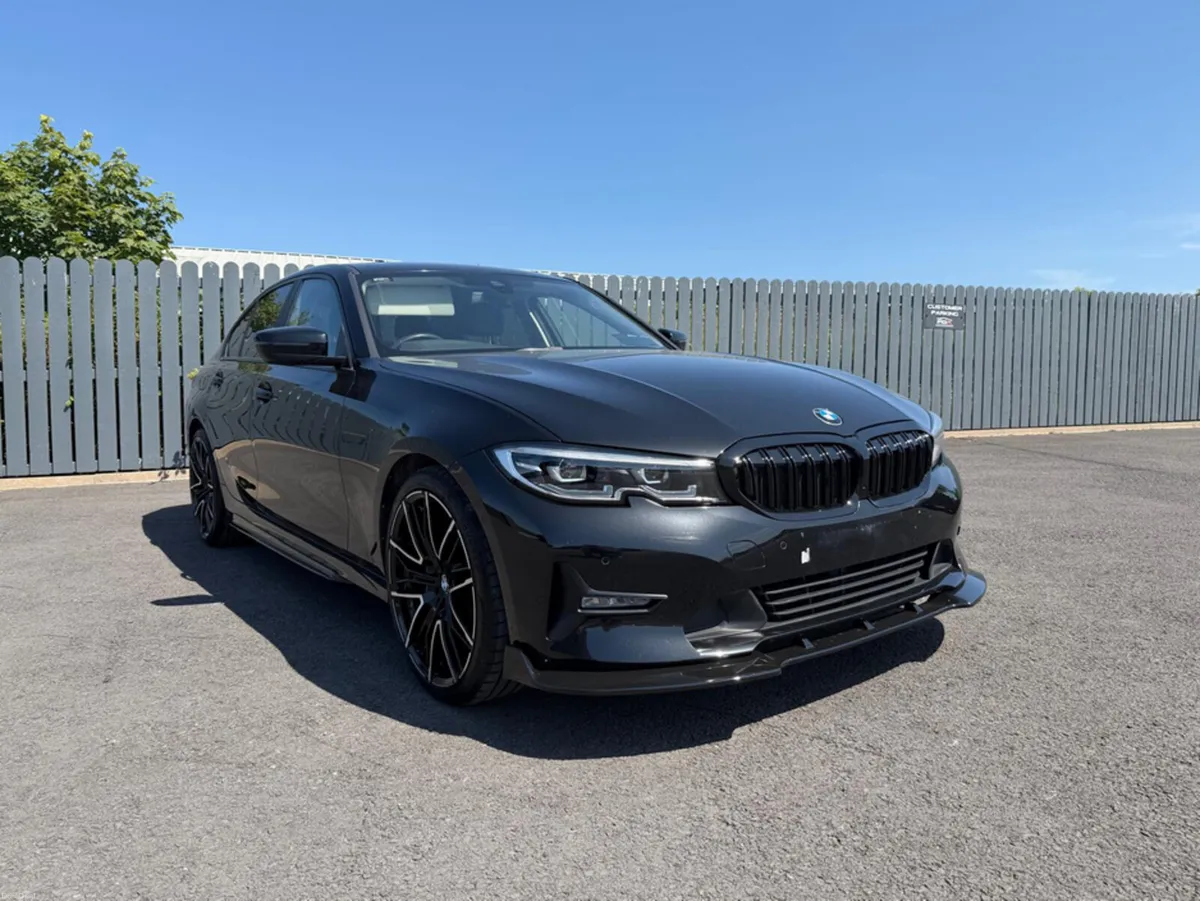 BMW 3-Series XDRIVE SE AUTO 320 D - Image 1