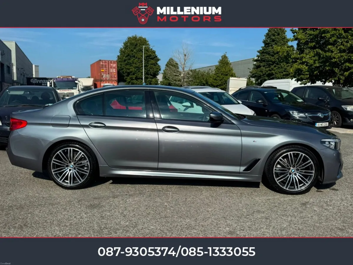 BMW 5-Series M SPORT//IMMACULATE//FULL SERVICE HIS - Image 2