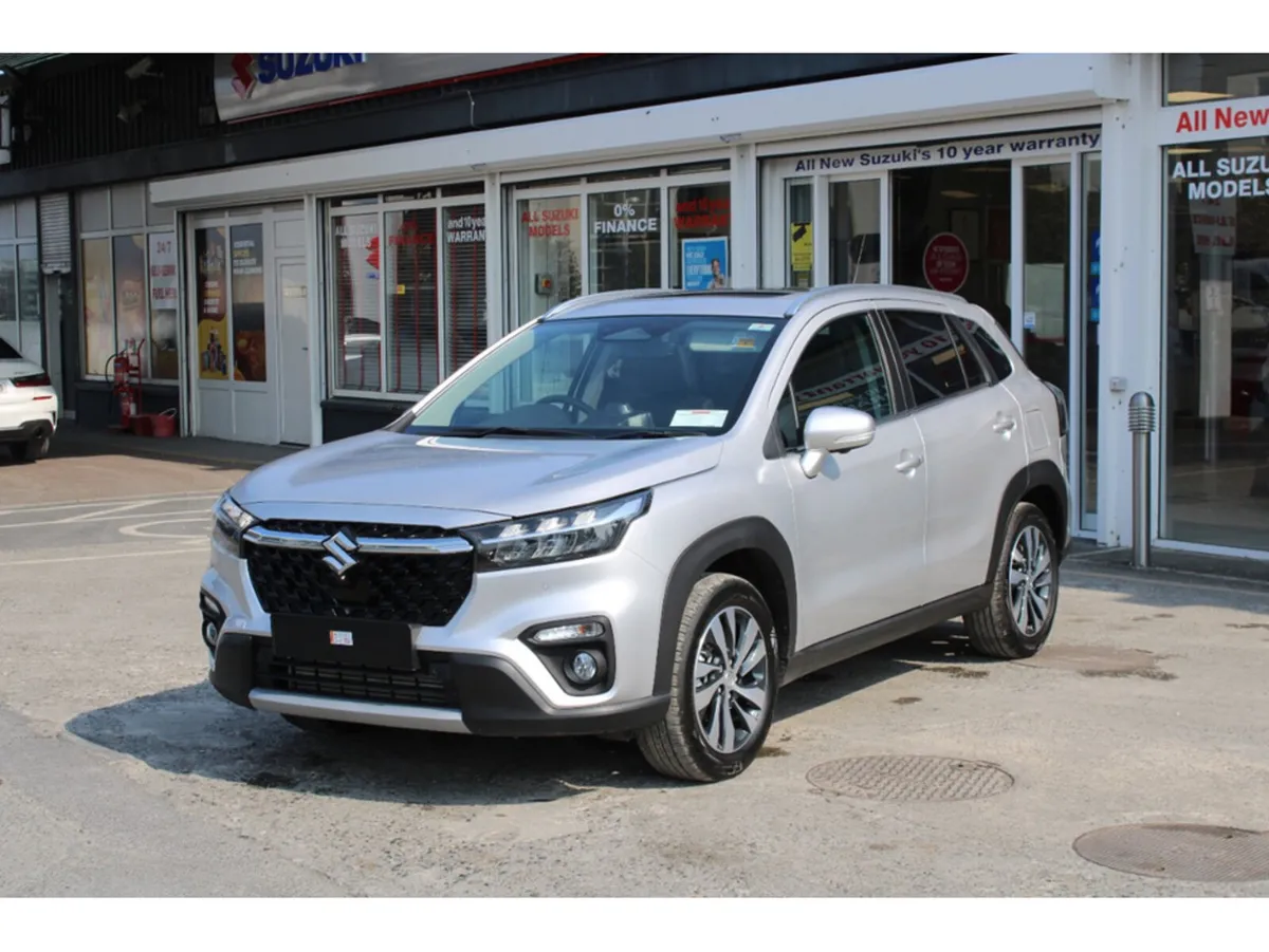 Suzuki SX4 S-Cross 1.4 hybrid ultra + 10 yr warran - Image 4