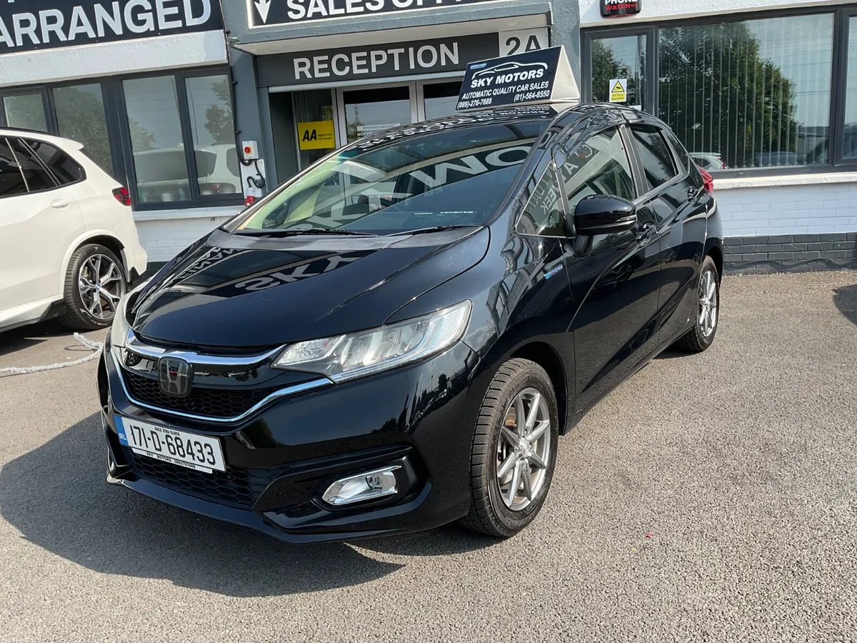 2017 Honda Fit/Jazz  Auto.*Leather Pkg 40K miles* - Image 6