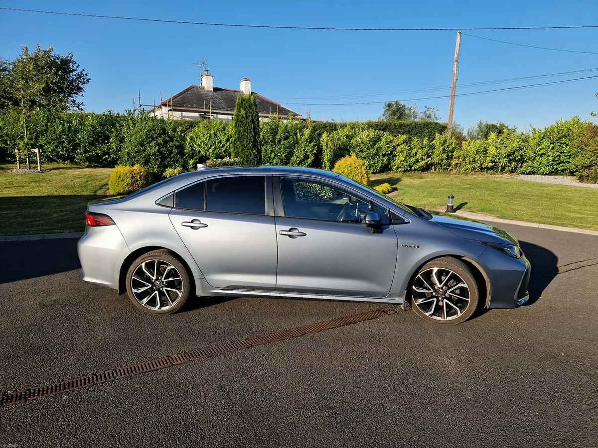 191 Toyota Corolla SOL Hybrid - Image 2