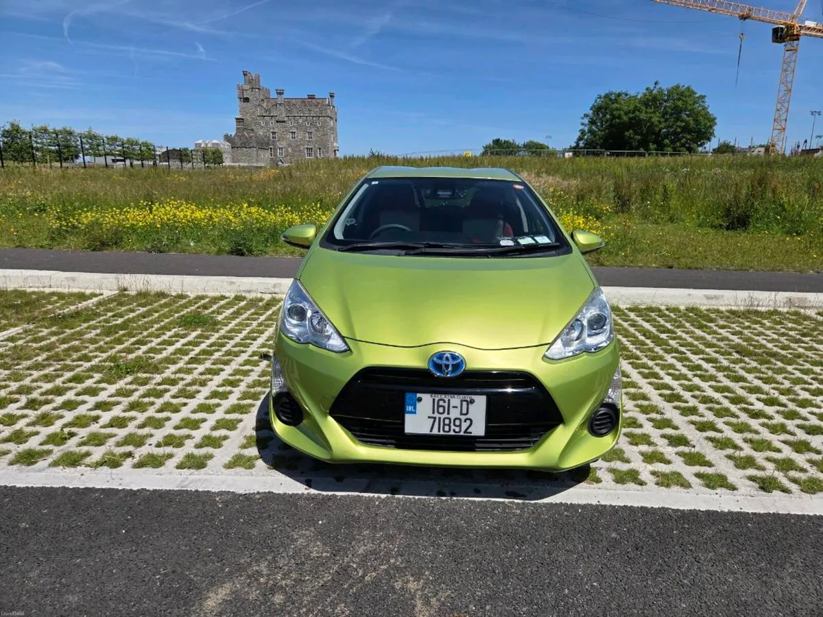 Toyota Aqua 33000km - Image 3