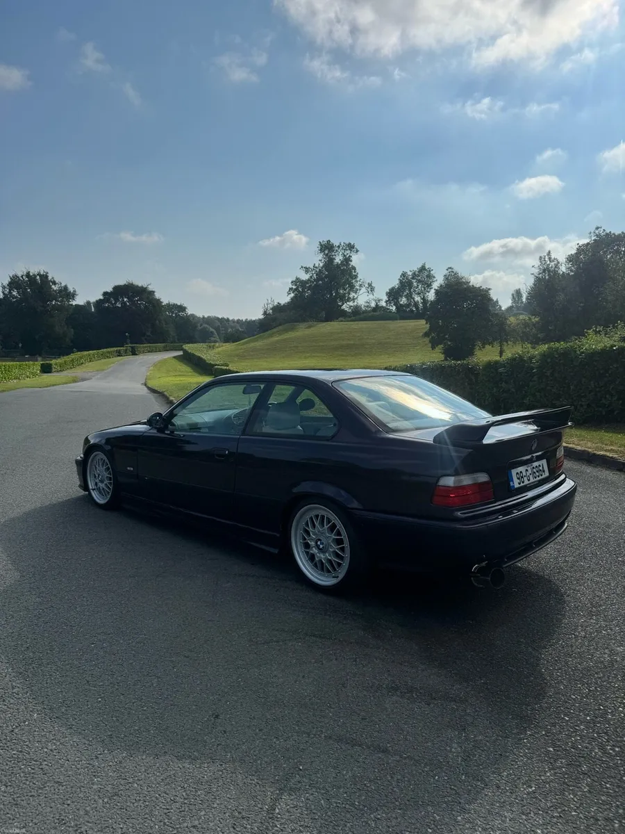 BMW e36 328i - Image 4
