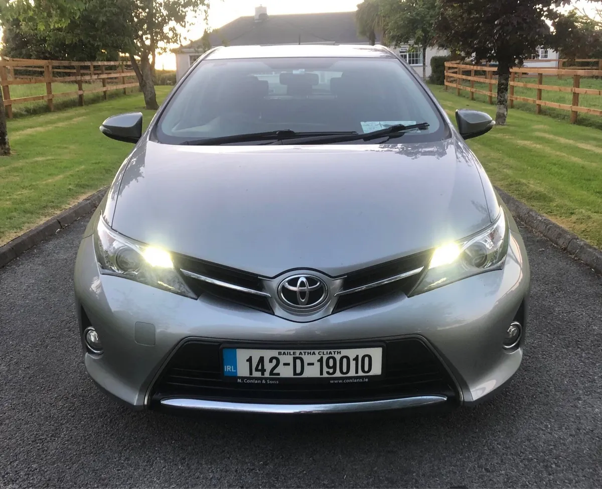 2014 Toyota Auris 1.4 D4D Aura - Image 5