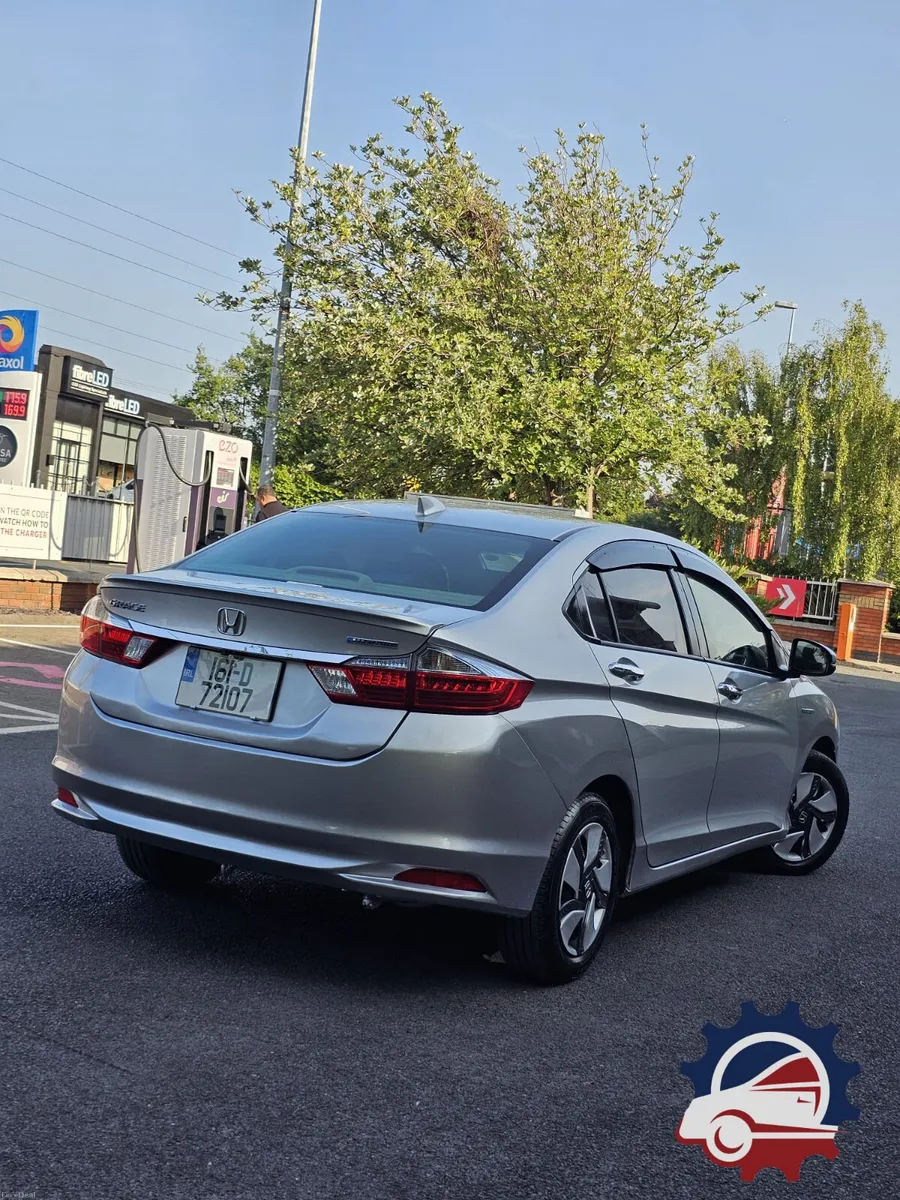 Honda Grace 2016 Automatic - Image 3