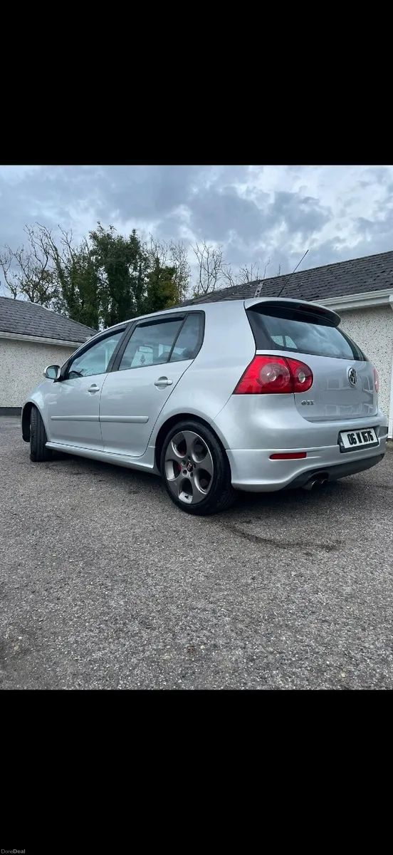 Volkswagen Golf 2006 - Image 2