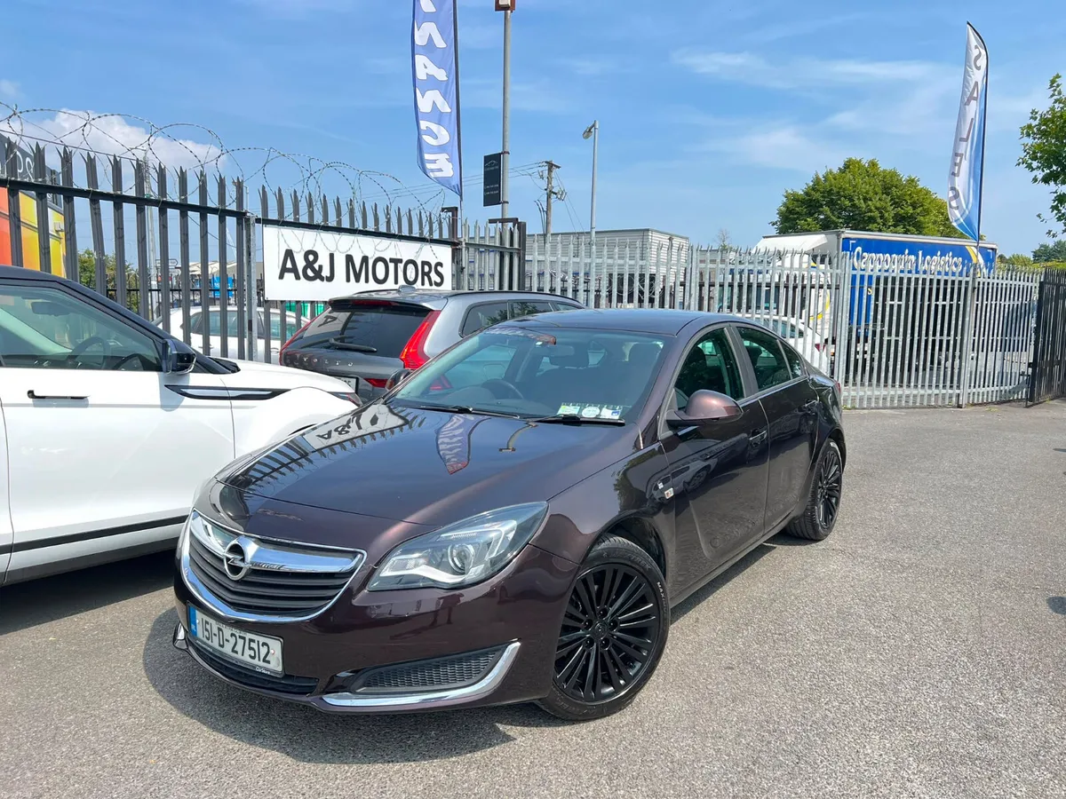 15 Opel Insignia Diesel Automatic - Image 1