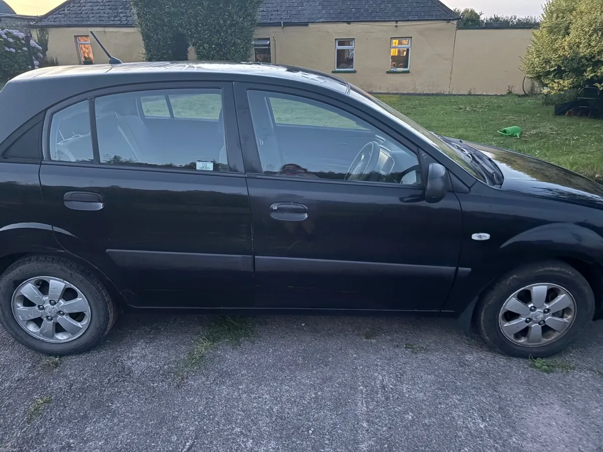Kia Rio 2009 - Image 2