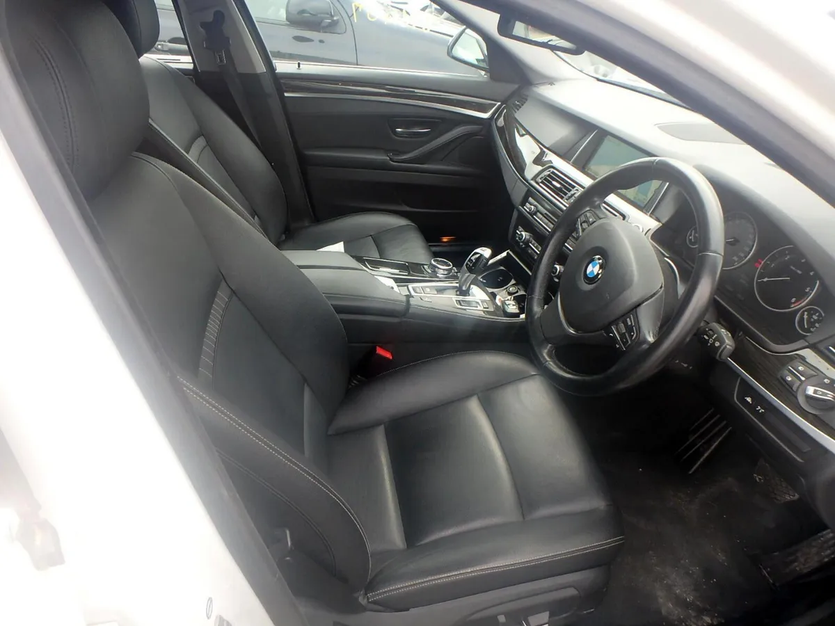 2015 BMW 2.0d Touring Luxury • Auto - Image 4