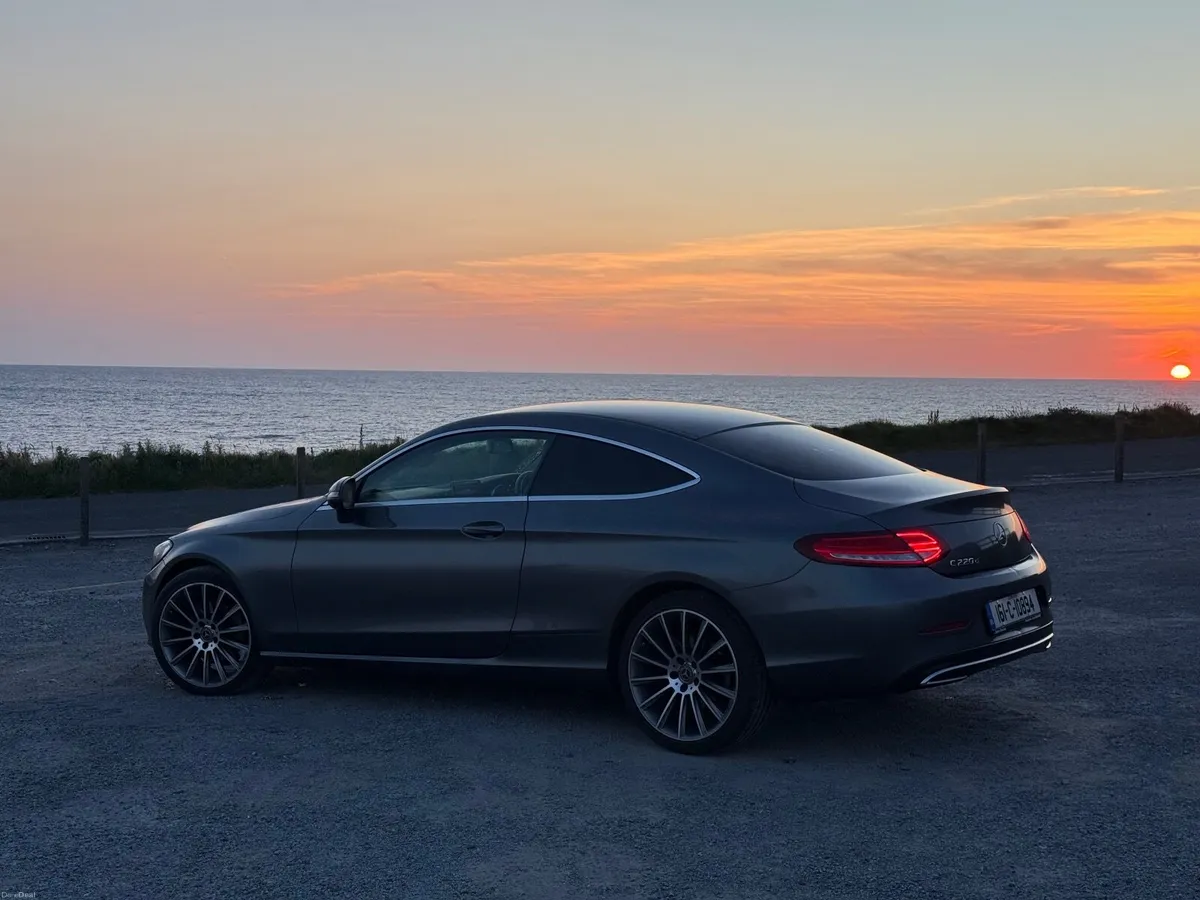 2016 Mercedes-Benz C220 Coupe Night Edition - Auto - Image 4