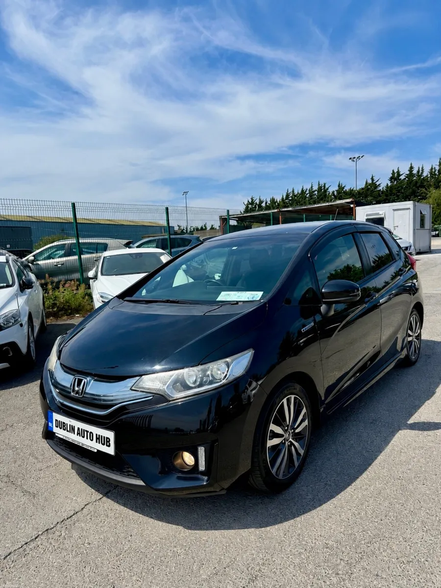HONDA FIT 2014  S  SPEC (1.5, HYBRID) - Image 3