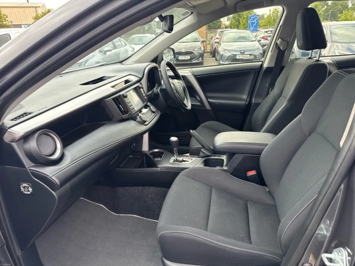 Toyota RAV4 HYBRID LUNA SPORT - Image 6