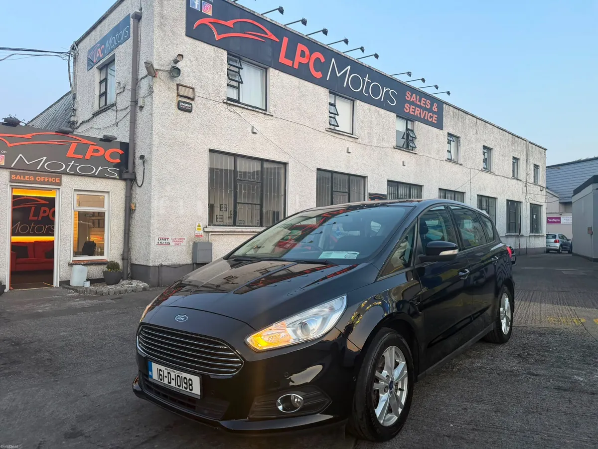 Ford S-Max 2016 Low Mileage - Image 3
