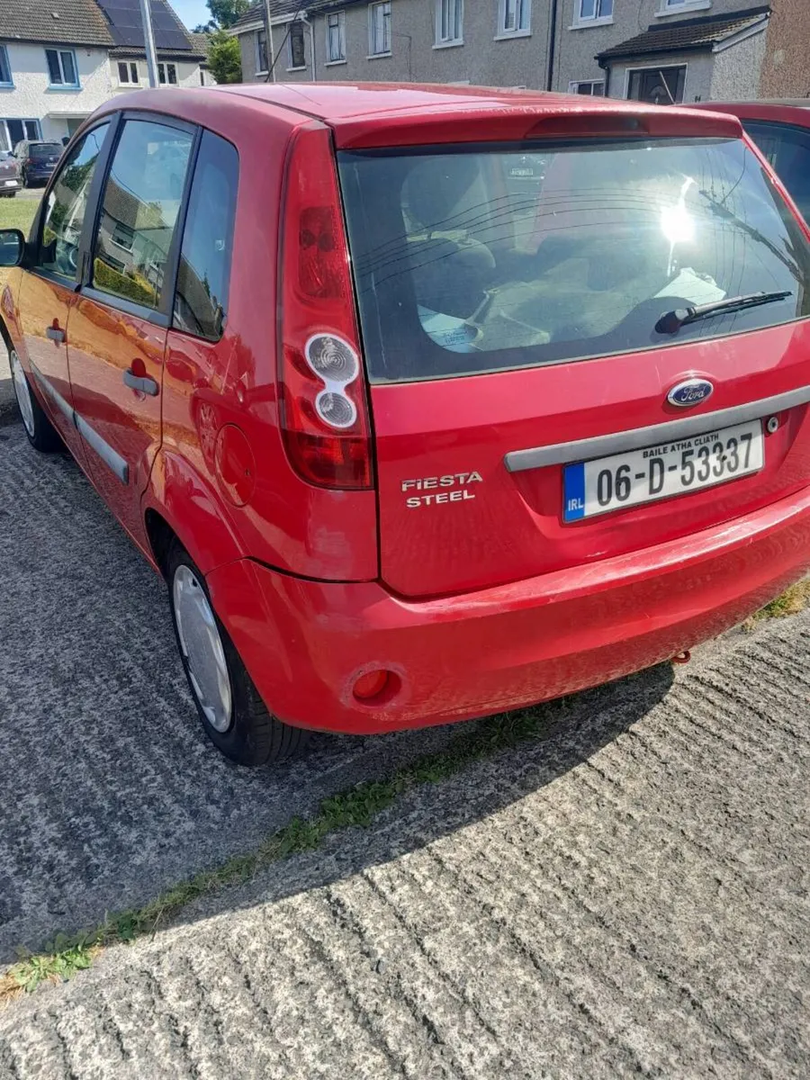 Ford fiesta - Image 4
