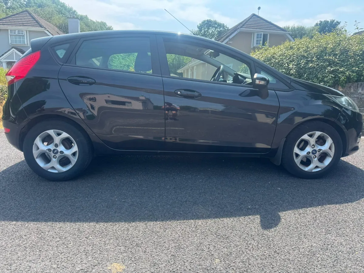 2012 Ford Fiesta 1.2 zetec - Image 3