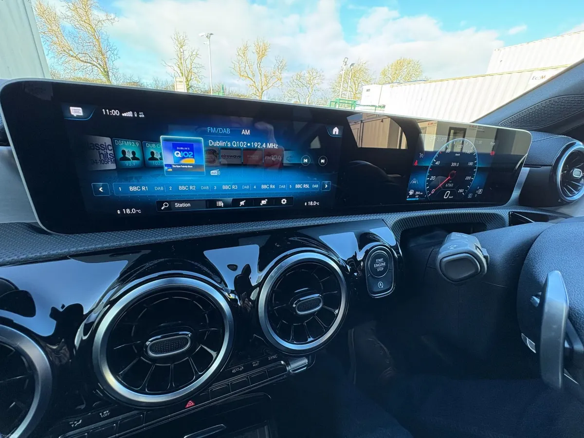 Mercedes CLA  AMG Line - Image 5