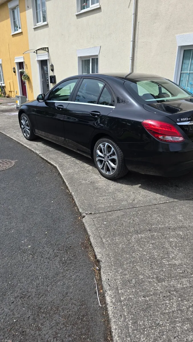 Mercedes-Benz C-Class 2016 - Image 6