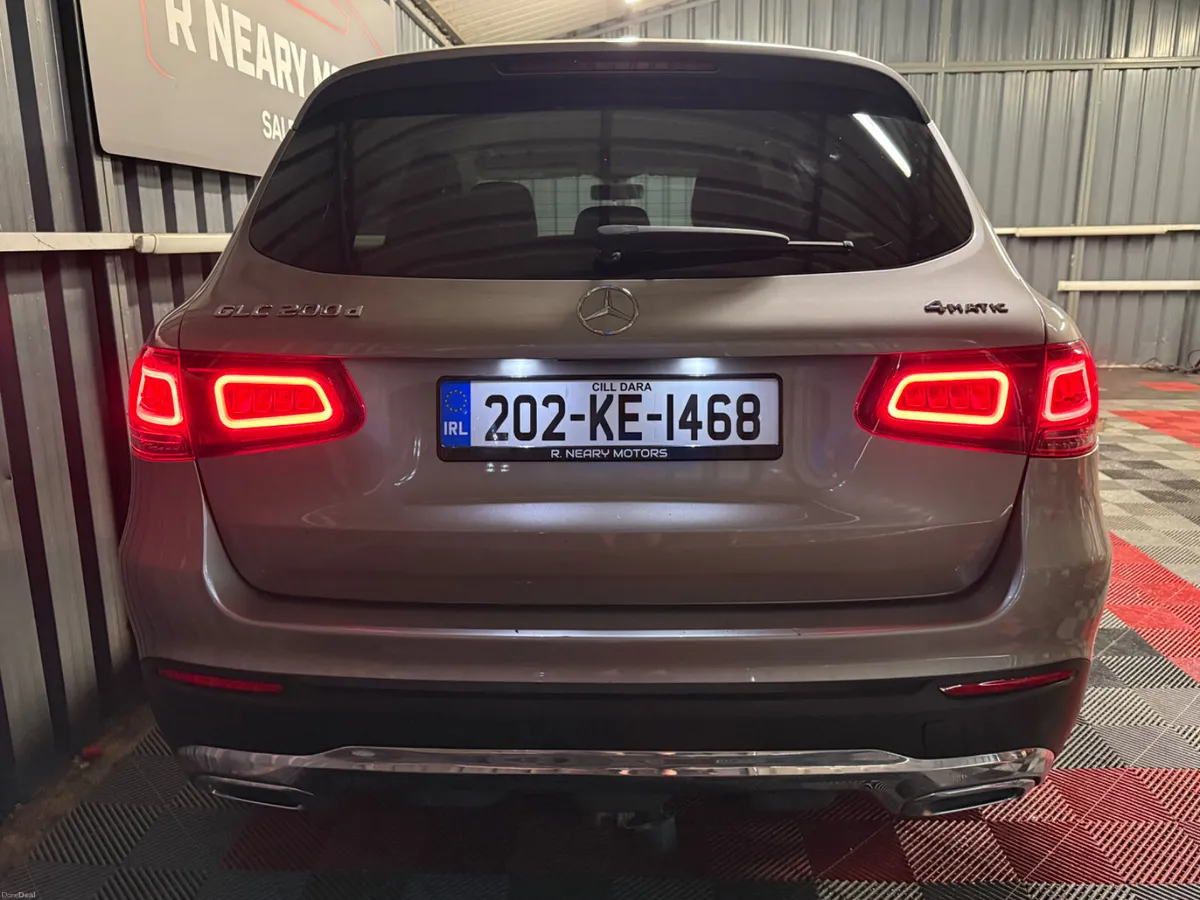 2020 202 Mercedes-Benz GLC GLC 200 D 4MATIC - Image 2