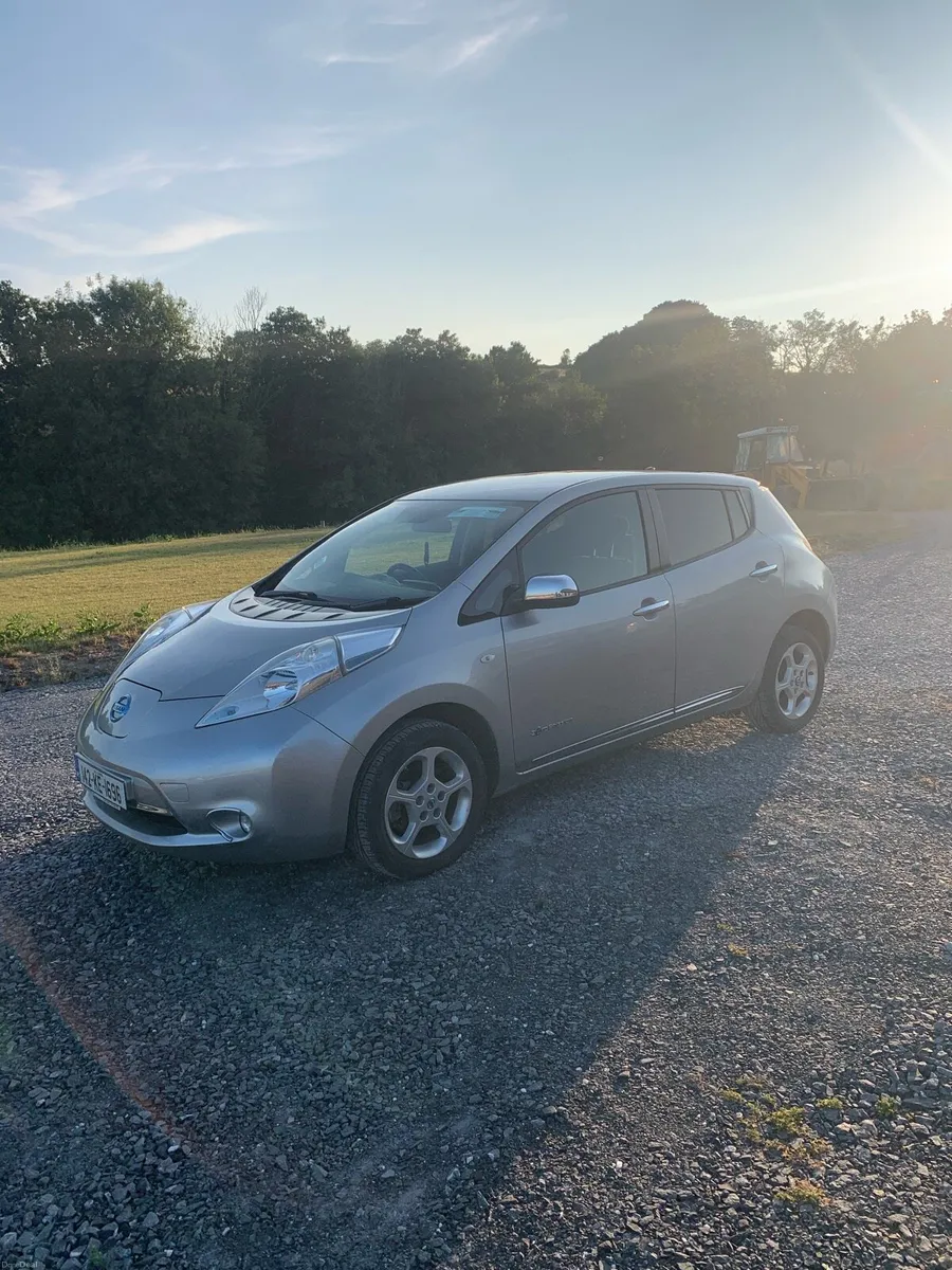 2014 Nissan Leaf - Image 2