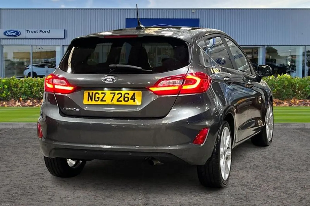 Ford Fiesta Titanium - Image 4