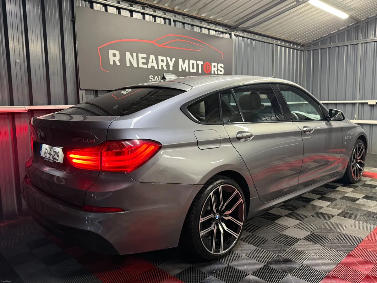 2016 BMW 5-Series 520d M Sport Automatic - Image 3
