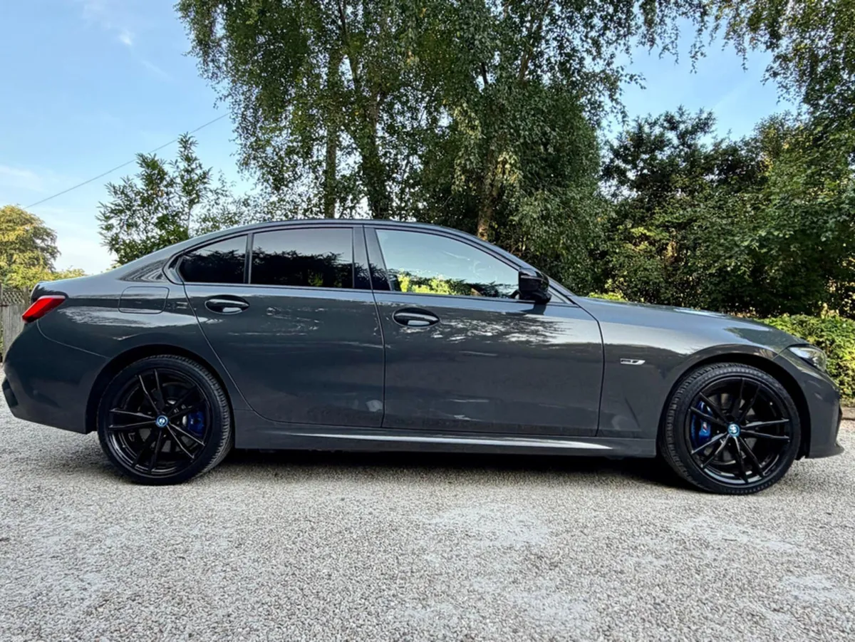 BMW 3-Series 330E M SPORT PRO EDITION - Image 3