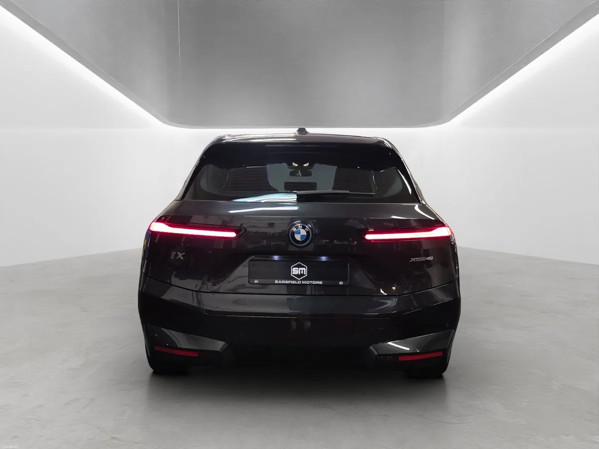 2025 BMW IX XDRIVE 40 M-SPORT. - Image 6