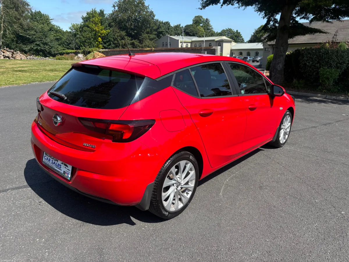 Opel Astra 2019 - Image 4